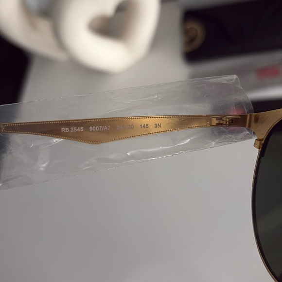 Authentic Ray-Ban aviator style grey & gold sunglasses! 😎 - Picture 4 of 4